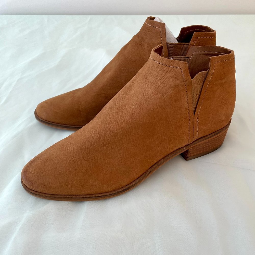 Dolce Vita Leather Ankle Boots Camel Booties